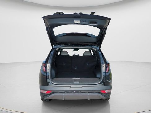 Certified 2024 Hyundai Tucson Limited AWD/4WD image 9