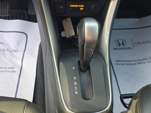 Used 2020 Chevrolet Trax LT w/ LT Convenience Package FWD image 26