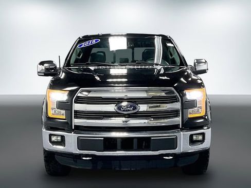 Used 2016 Ford F150 Lariat w/ Equipment Group 502A Luxury AWD/4WD image 2