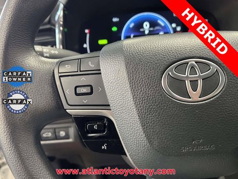 Used 2025 Toyota Camry LE image 31