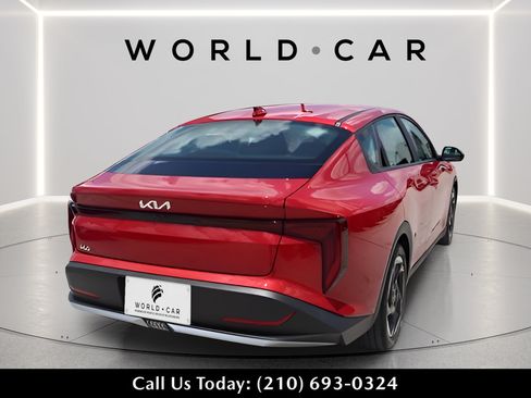 Certified 2025 Kia K4 EX FWD image 7