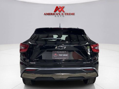 Used 2025 Chevrolet Trax ACTIV w/ Driver Confidence Package FWD image 5