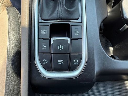Used 2019 Hyundai Santa Fe AWD w/ Cargo Package image 15