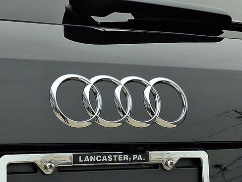 Certified 2025 Audi Q3 2.0T Premium Plus w/ Premium Plus Package image 31