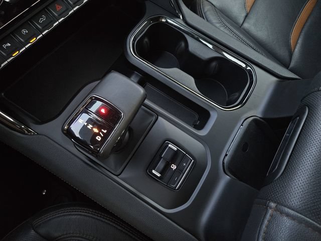Used 2024 GMC Sierra 1500 AT4 w/ Technology Package AWD/4WD image 20