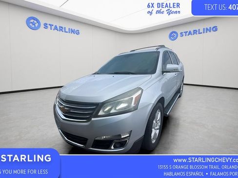Used 2016 Chevrolet Traverse LT w/ Style and Technology Package FWD image 1