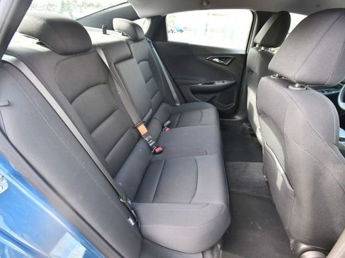 Used 2025 Chevrolet Malibu LT FWD image 19