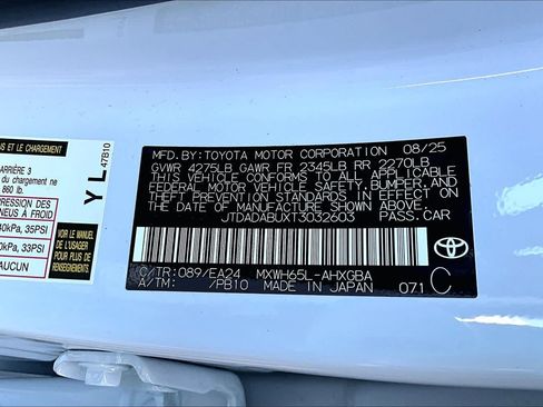 Used 2026 Toyota Prius AWD image 34