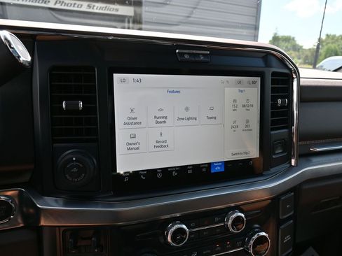 New 2025 Ford F350 King Ranch w/ Chrome Package image 34