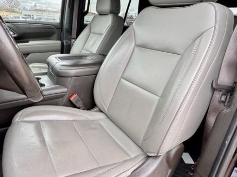 Used 2021 GMC Yukon SLT image 10