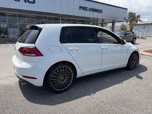 Used 2020 Volkswagen GTI S image 3