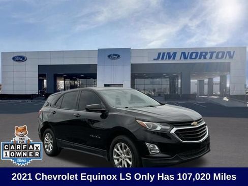 Used 2021 Chevrolet Equinox LS FWD image 1
