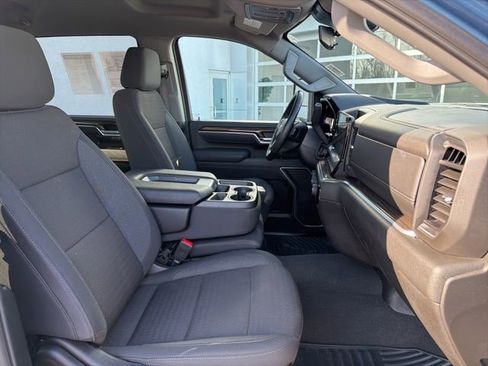 Certified 2025 Chevrolet Silverado 2500 LT w/ Convenience Package image 18