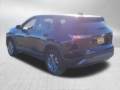 Used 2025 Chevrolet Equinox LT image 5