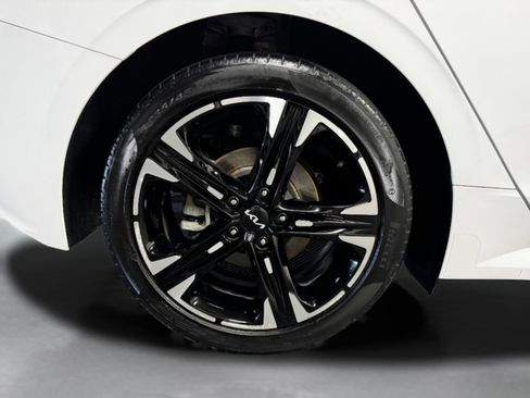 Used 2023 Kia K5 GT-Line image 46