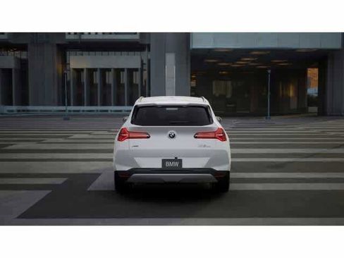 Used 2026 BMW X3 xDrive30 image 5