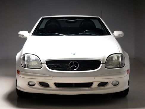 Used 2002 Mercedes-Benz SLK 320 image 3