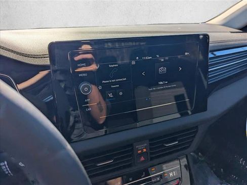 Certified 2025 Volkswagen Jetta S image 12