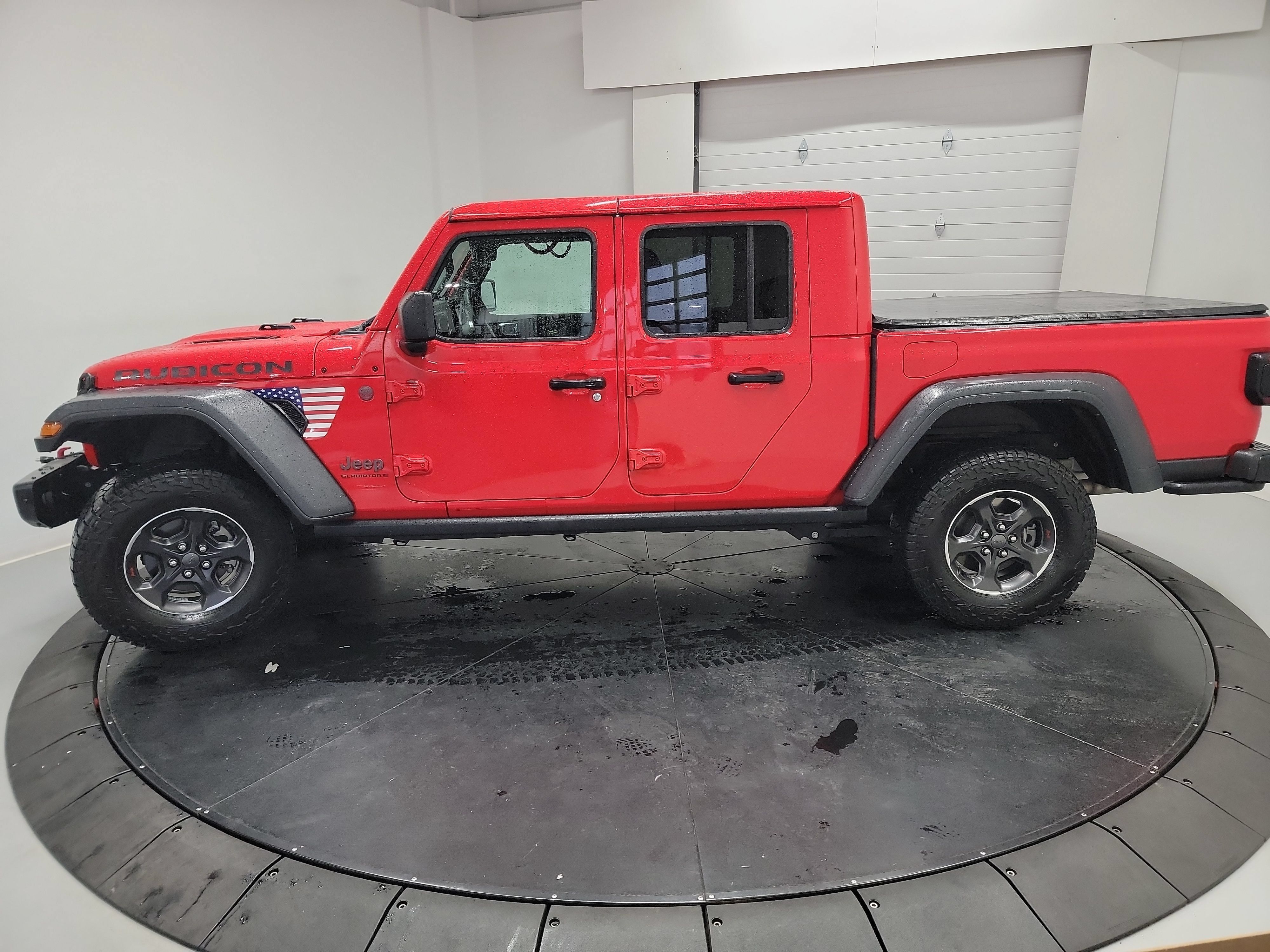 Used 2023 Jeep Gladiator Rubicon w/ LED Lighting Group AWD/4WD image 4