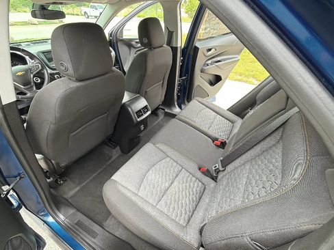 Used 2019 Chevrolet Equinox LT FWD image 29