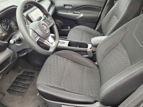 Used 2021 Nissan Kicks SV image 13