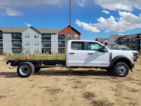 New 2026 Ford F550 4x4 Crew Cab Super Duty image 2