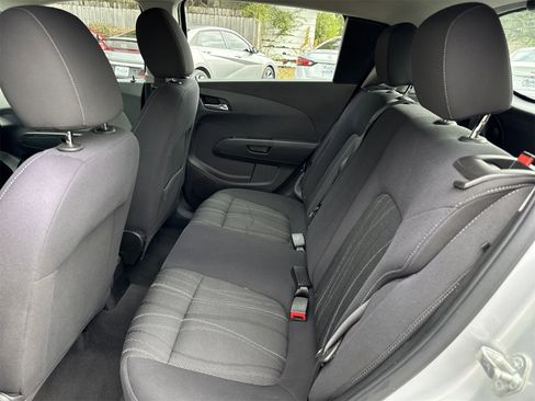 Used 2015 Chevrolet Sonic LT image 11