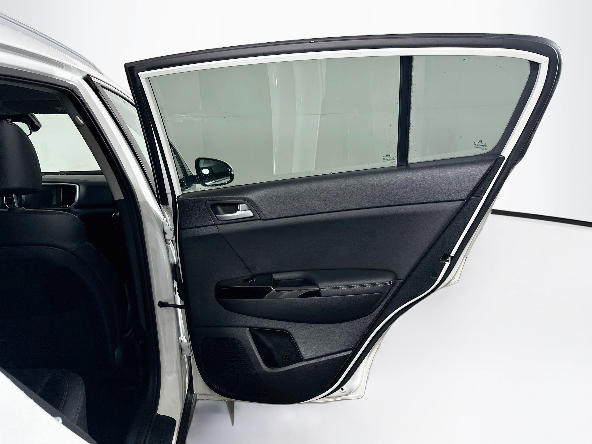 Used 2020 Kia Sportage EX FWD image 29