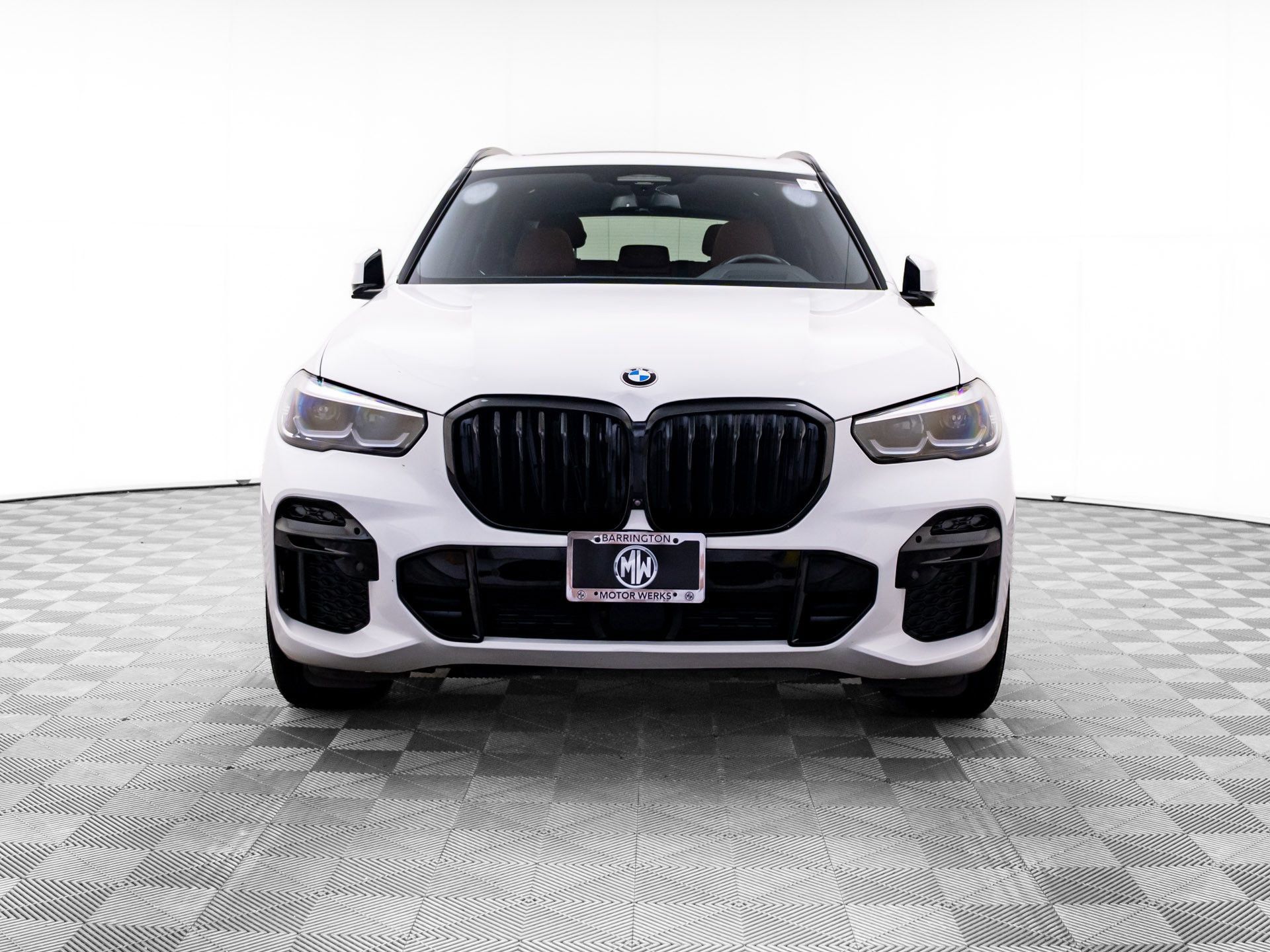 Certified 2022 BMW X5 xDrive40i w/ M Sport Package AWD/4WD image 9