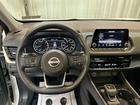 Certified 2023 Nissan Rogue SV w/ SV Premium Package image 3