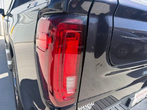 Used 2023 GMC Sierra 1500 SLT w/ SLT Premium Plus Package image 14