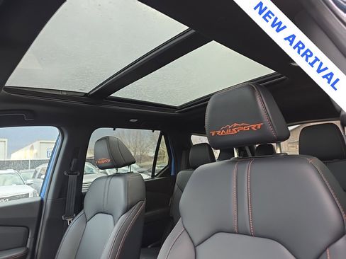 Used 2025 Honda Pilot TrailSport image 29