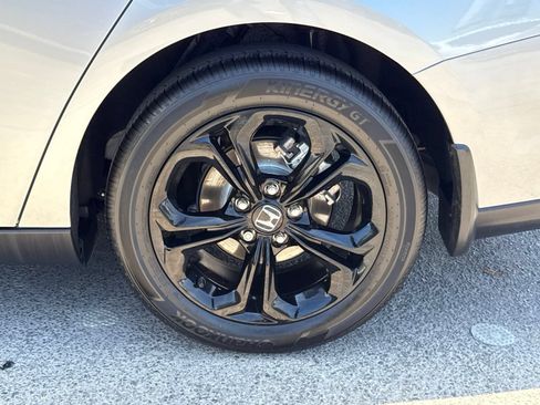 Used 2025 Honda Accord SE image 17