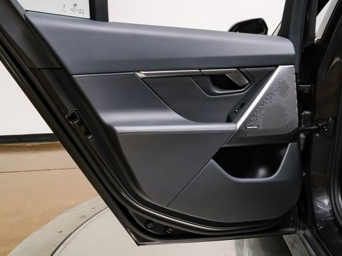 Used 2025 BMW 530i w/ Premium Package RWD image 48