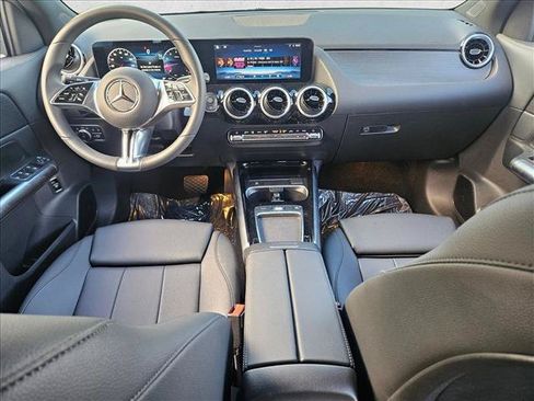 Used 2026 Mercedes-Benz GLA 250 image 16