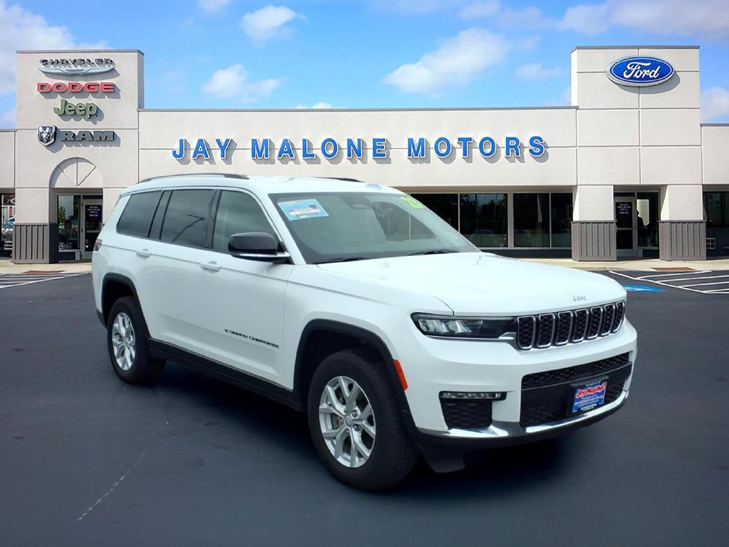 Used 2023 Jeep Grand Cherokee L Limited AWD/4WD image 9