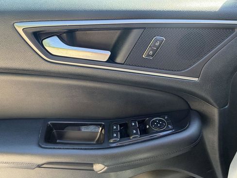 Used 2015 Ford Edge SEL w/ Equipment Group 201A AWD/4WD image 13
