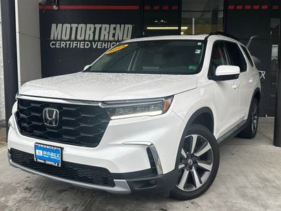Certified 2025 Honda Pilot Touring