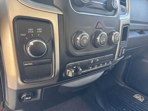 Used 2018 RAM 3500 SLT w/ Snow Chief Group image 18