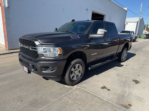 Used 2023 RAM 2500 Big Horn w/ Level 1 Equipment Group AWD/4WD image 5