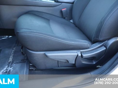 Used 2024 Nissan Sentra SV image 13