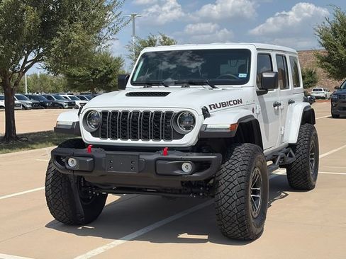Used 2026 Jeep Wrangler Unlimited Rubicon AWD/4WD image 3