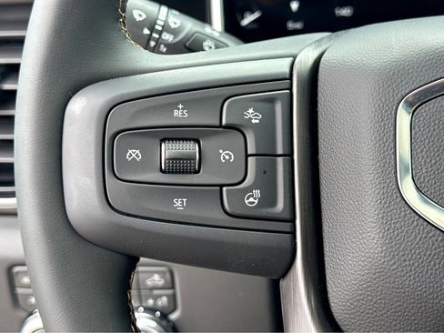 New 2026 GMC Sierra 2500 AT4 w/ AT4 Premium Plus Package image 16