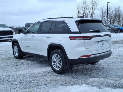 New 2026 Jeep Grand Cherokee Laredo X AWD/4WD image 3