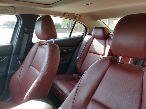 Used 2024 MAZDA MAZDA3 s image 15