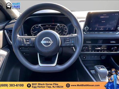 Certified 2024 Nissan Rogue SV AWD/4WD image 4
