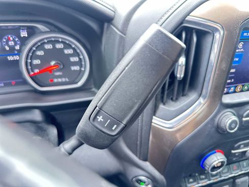 Used 2021 Chevrolet Silverado 1500 High Country w/ Technology Package AWD/4WD image 24