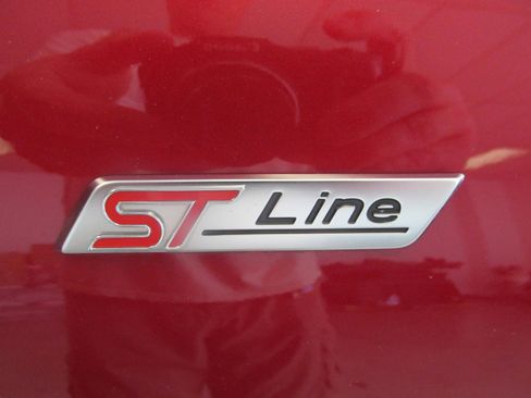 Used 2023 Ford Escape ST-Line image 17