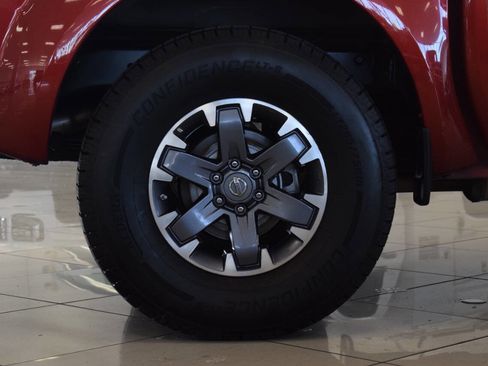 Used 2015 Nissan Frontier Desert Runner RWD image 41