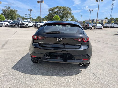 Used 2024 MAZDA MAZDA3 s FWD image 5